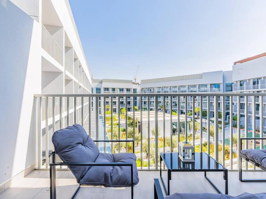 Modern Spacious- 2 Bedroom With Pool & Gym- Luma 22 Jvc Dubai